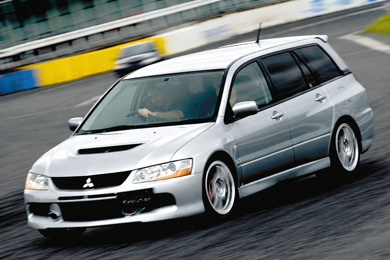 今年考虑买一台EVO WAGON 