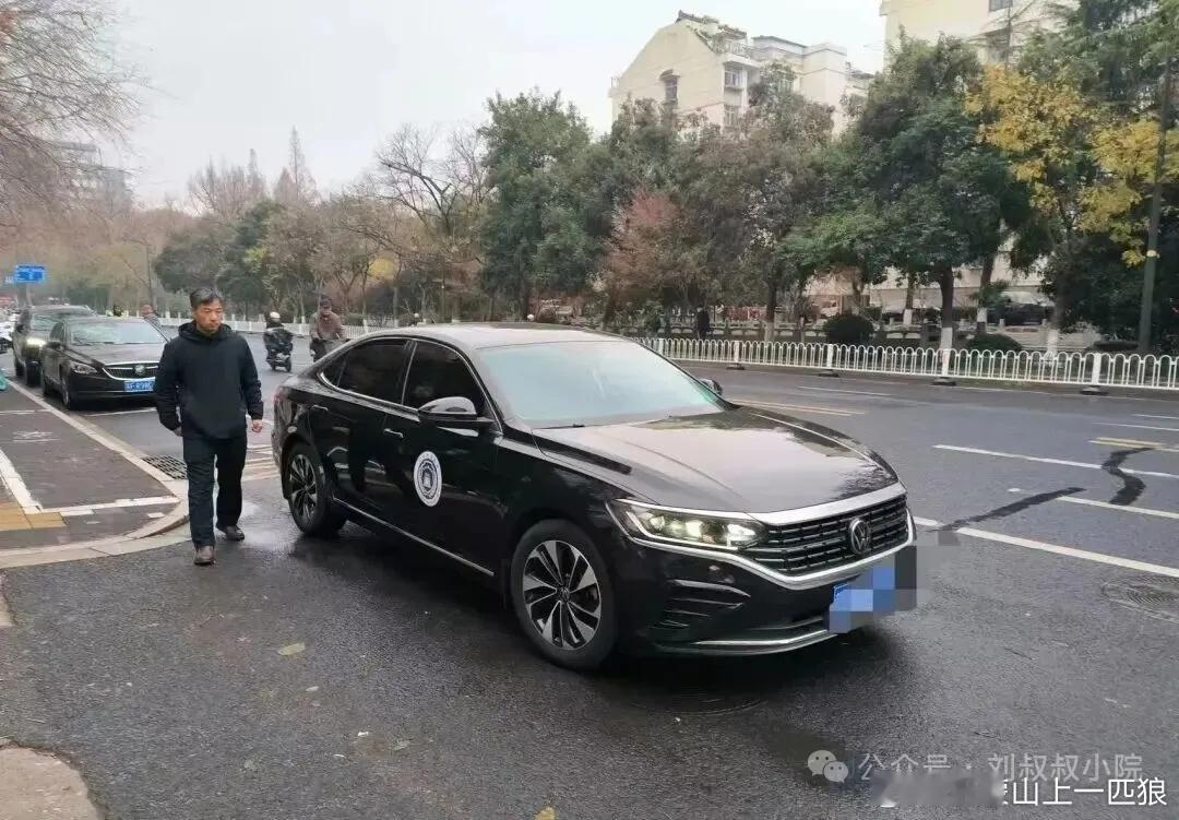 【南博“吹哨人”遭连环恐吓】江南春徐湖平监守自盗、倒卖文物案          