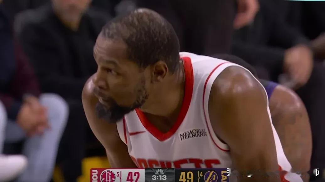 火箭季后赛大概率要被湖人横扫了！
虽然老杜兰特带队在第二节拼命追分，将分差从最高