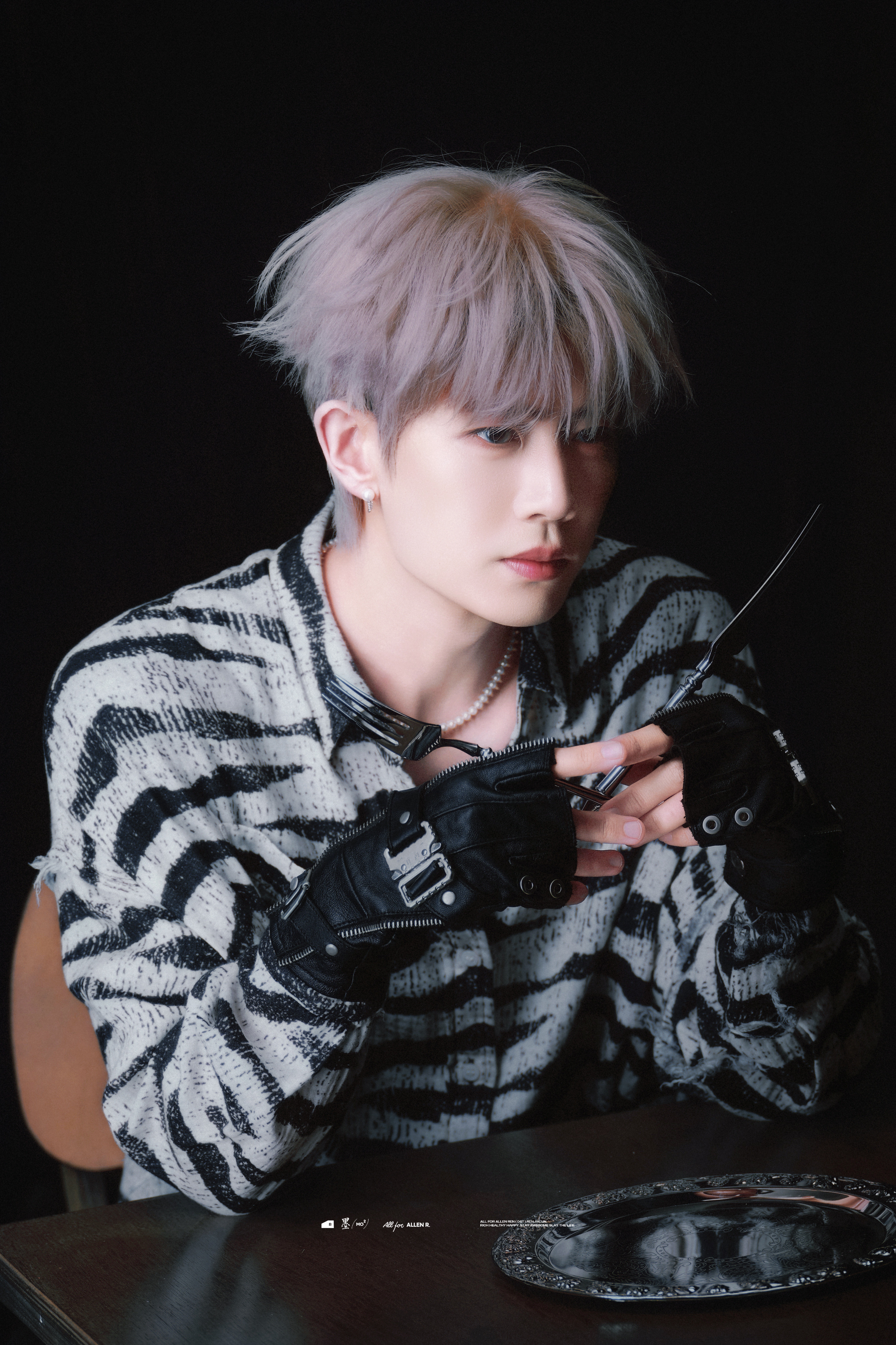 任嘉伦 ᴴᴱᴸᴸᴼ✐ᵕ̈ 🄰🄻🄻🄴🄽 🍒.｡✩⁺˚🌷・奔赴你的线下