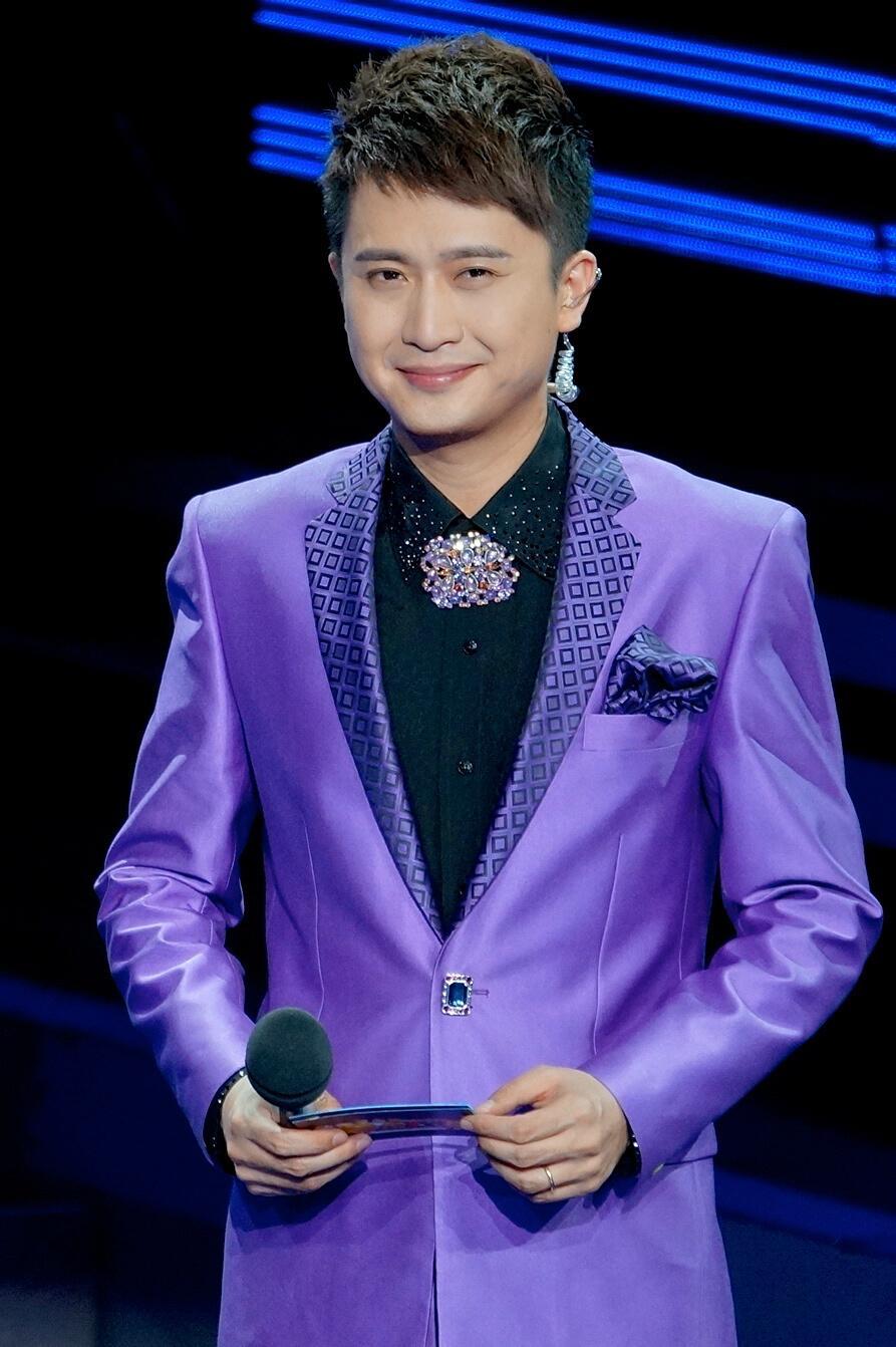 实力派男主持人杨帆不仅颜值高，还多才多艺的，他怎么没有在央视舞台上主持过春晚呢？