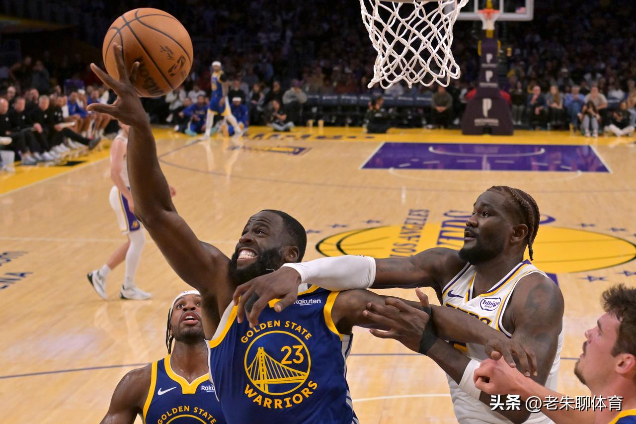 看完艾顿和马威的首秀，湖人队后悔了吗？
最近两天，艾顿和马克威廉姆斯分别完成了在