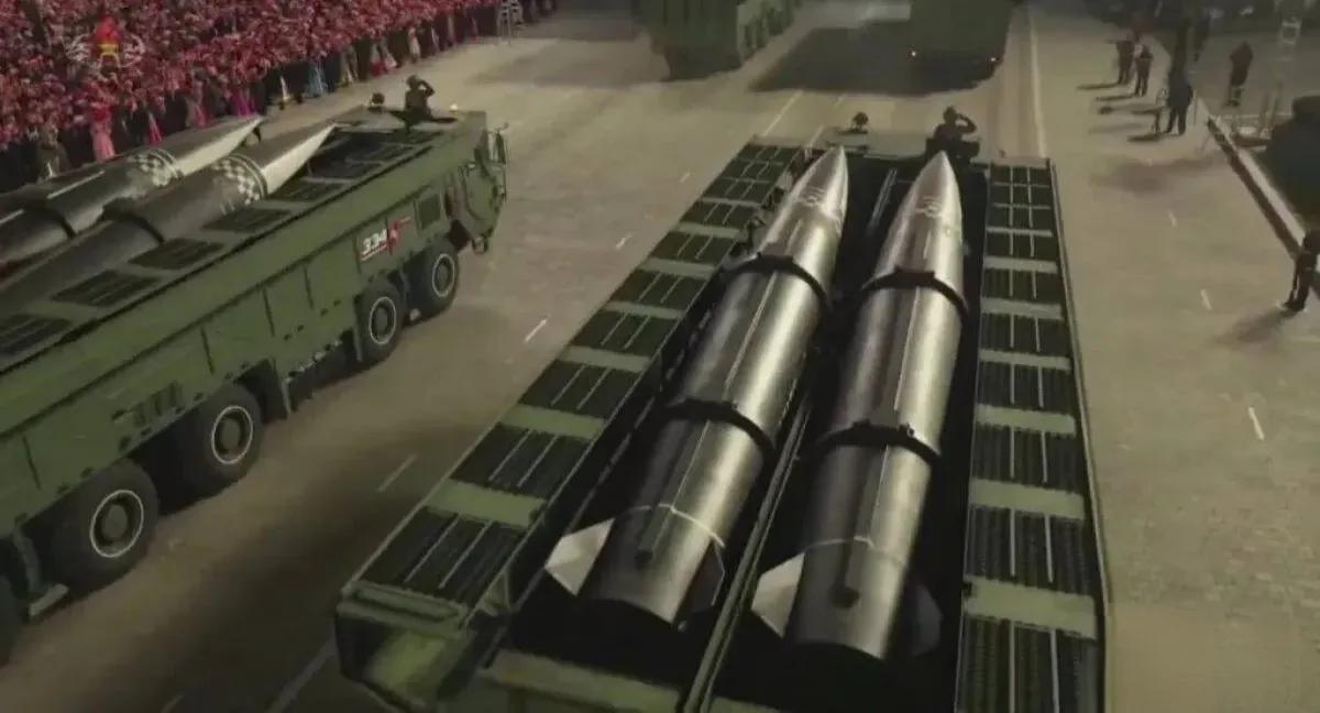 朝鲜很厉害，也把自己的导弹拿出来进行测试了。
战场上的测试结果是，朝鲜的导弹，美