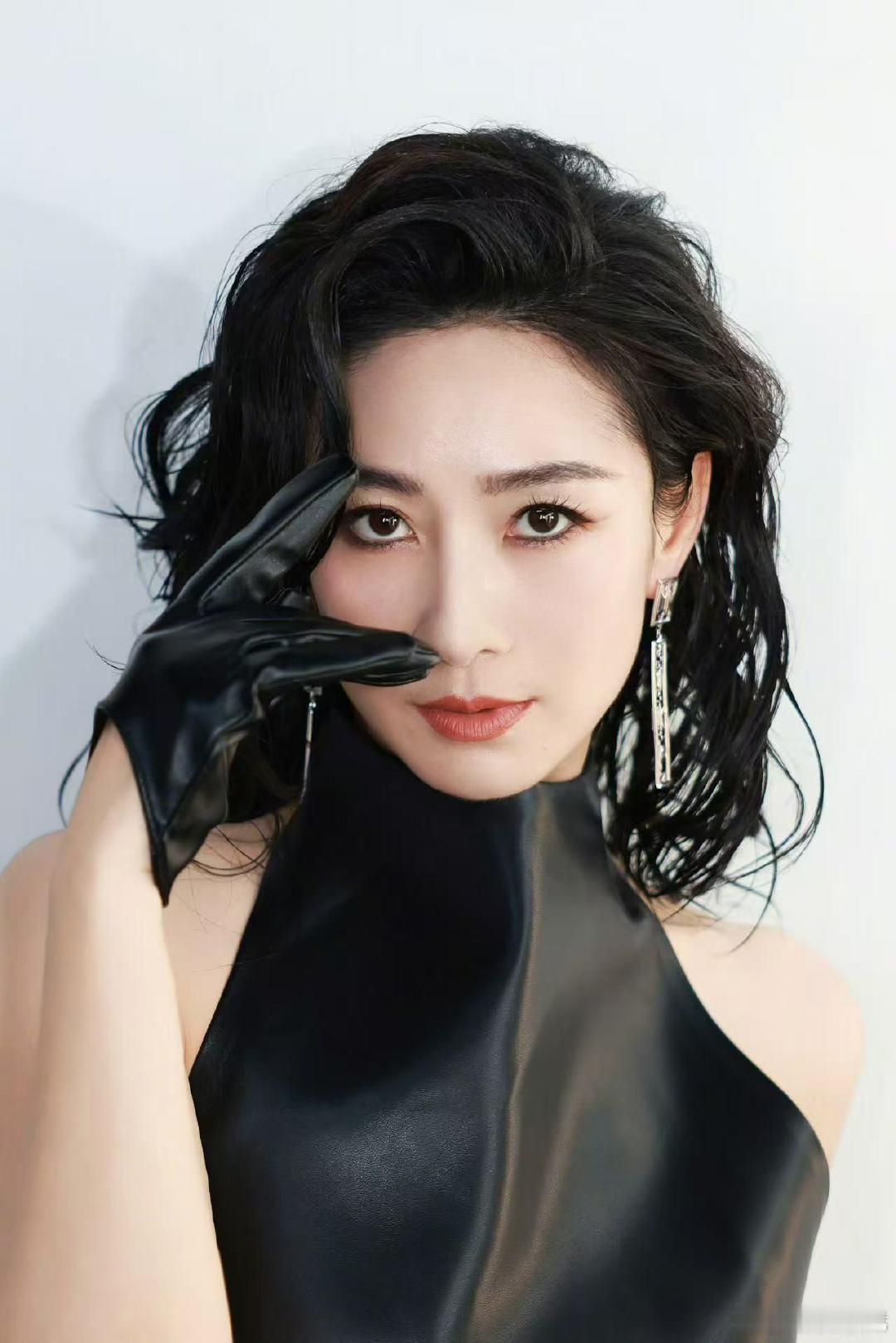 陶昕然一公小考状态乘风2026从荧幕形象到浪姐舞台，陶昕然画风突变，展现全新魅力