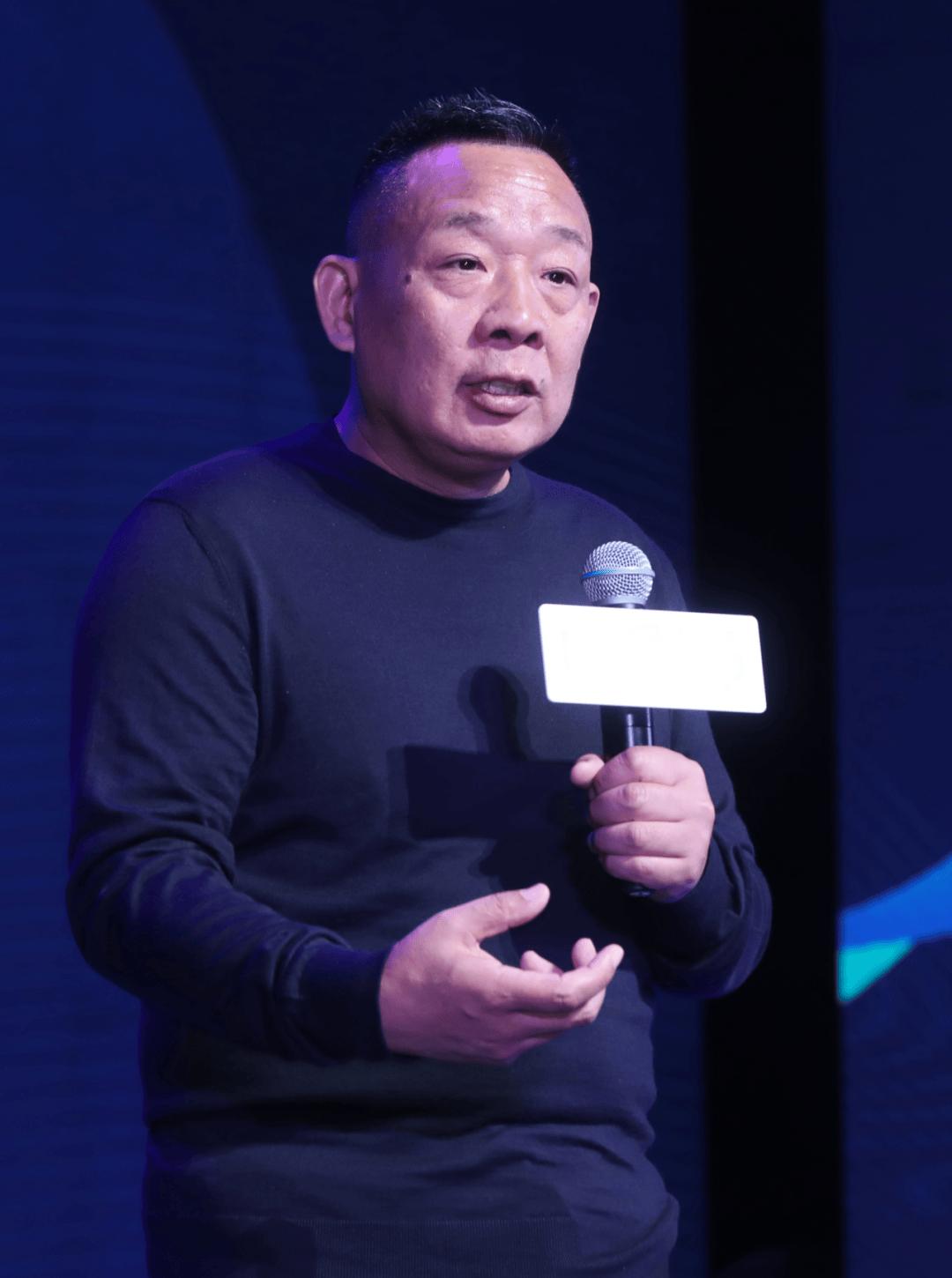 全网刷屏！于东来戳破社会真相：先富不能忘本，良知才是最大的财富
 
改革开放春风