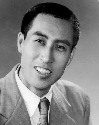 梁音，原名梁成秋。1926年9月26日出生于黑龙江省齐齐哈尔市，一级演员、全国劳
