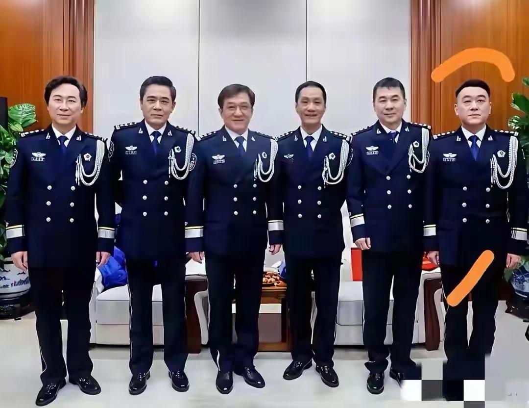 六位著名演员，哪一位最像公安局长？