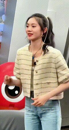 可爱起来，能让你原地晕倒[捂脸][捂脸][捂脸]