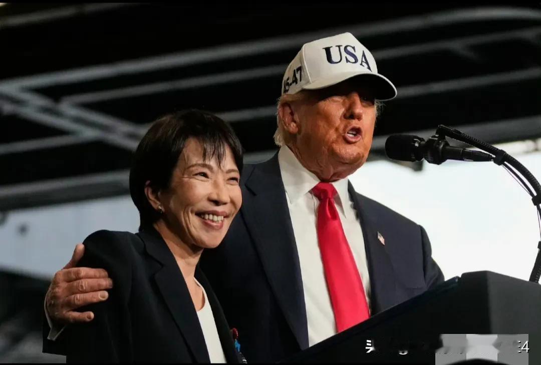 这才是贴脸开大吧！昨天特朗普在访问日本期间，称轰炸广岛长崎只是小冲突

川普原话