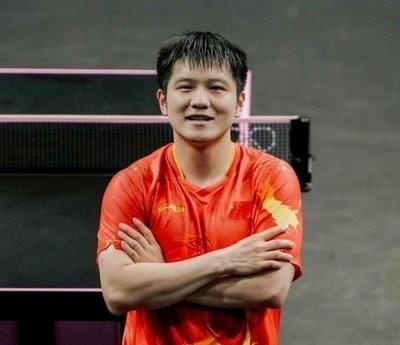 德国人是真没算到，本以为请来个中国冠军撑撑场面，没想到樊振东直接把萨尔布吕肯带成