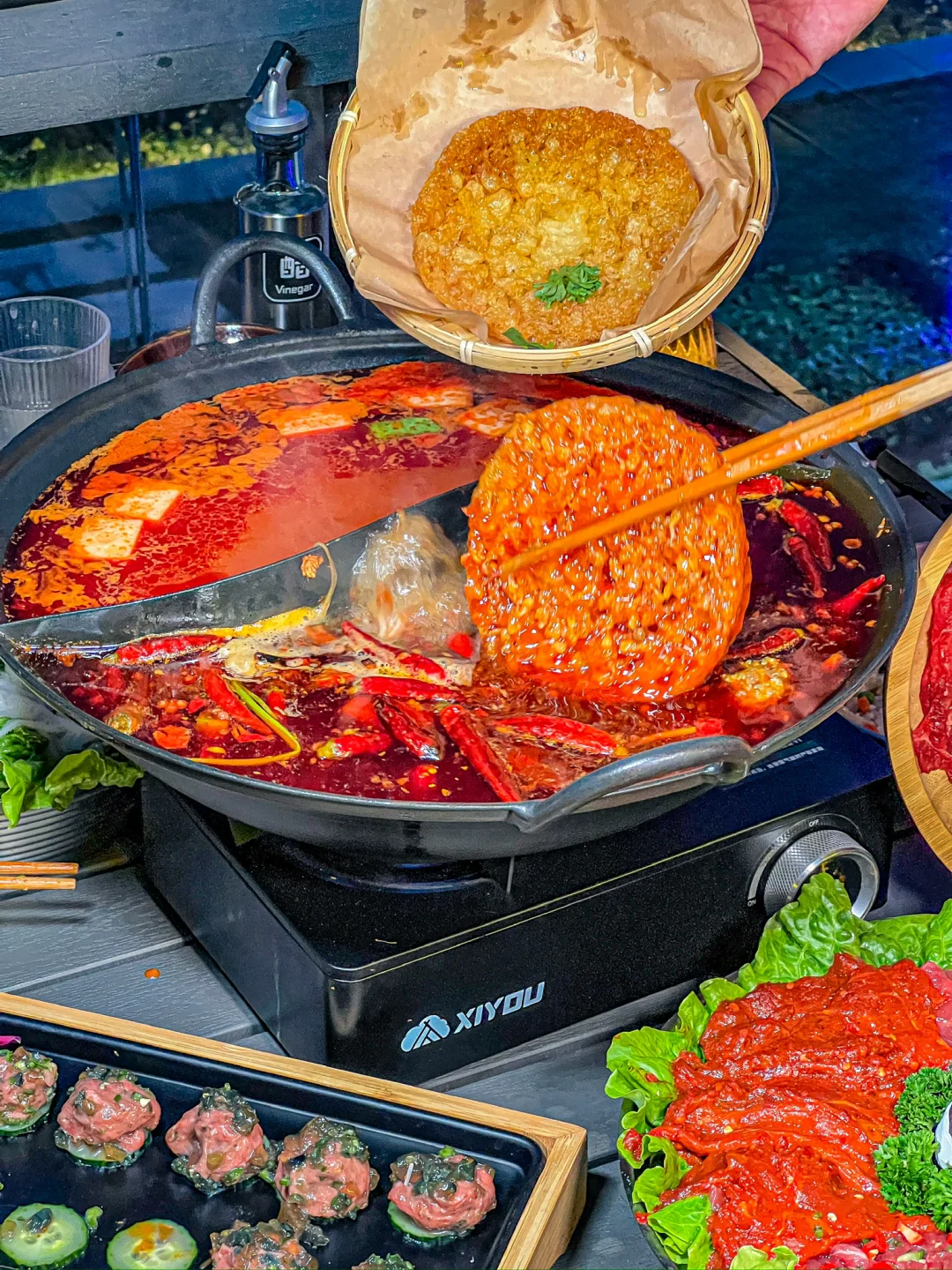 湖边的火锅你吃过没有？！！速速来这。。。