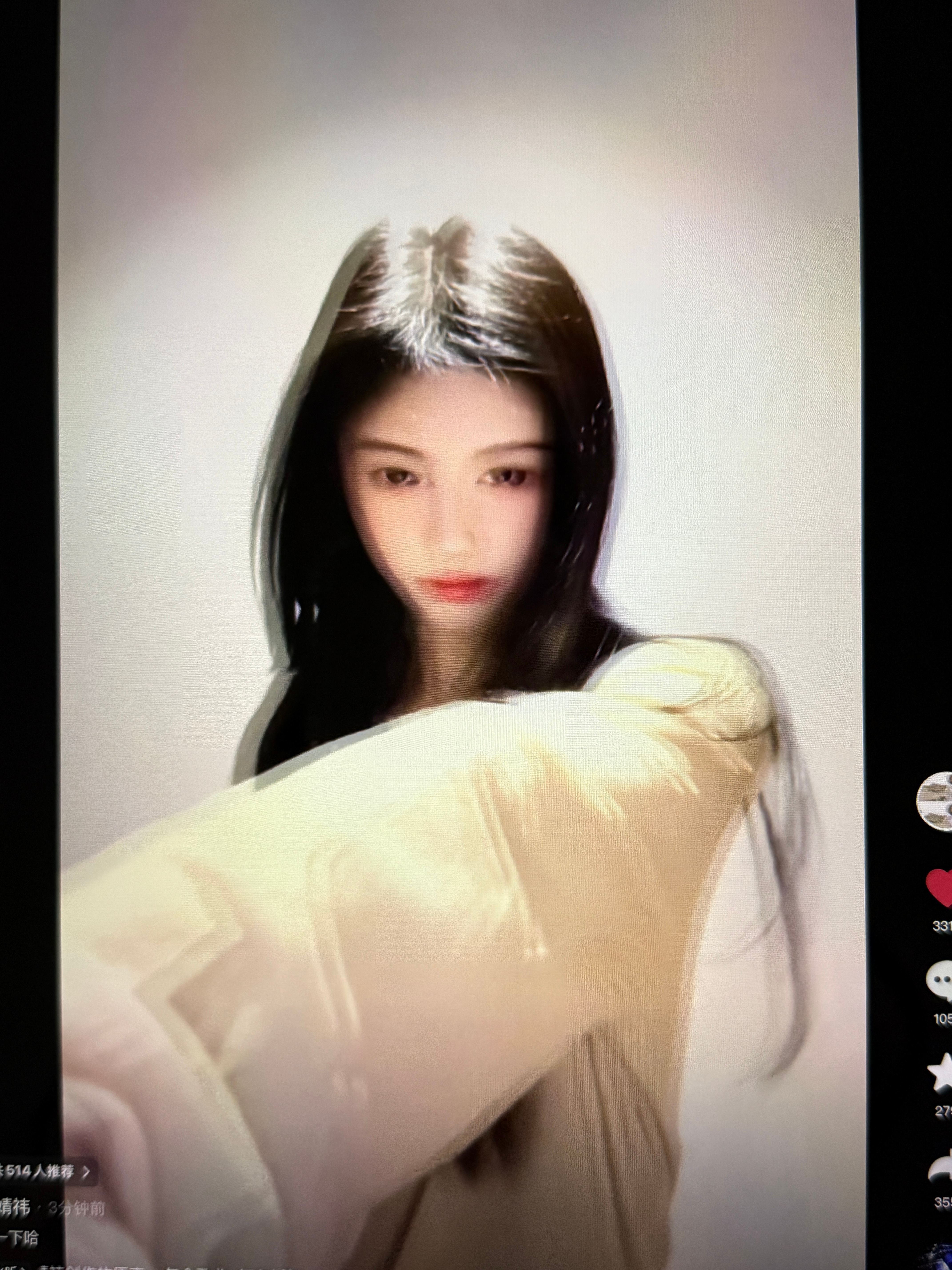 宝宝发视频了[爱慕][爱慕] ​​​