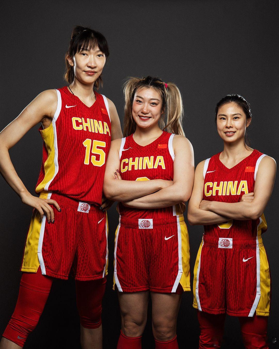 中国女篮[照相机][照相机][照相机][心][心][心]#篮球热力一夏##跨出夏