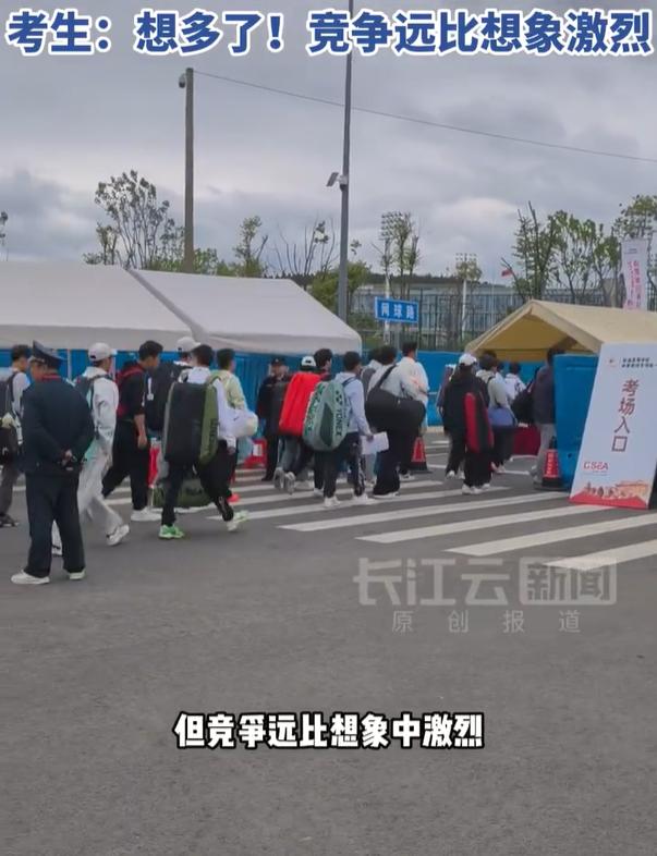 【高考生回应网球单招升学率100%：想多了！竞争远比想象激烈】高考网球单招899