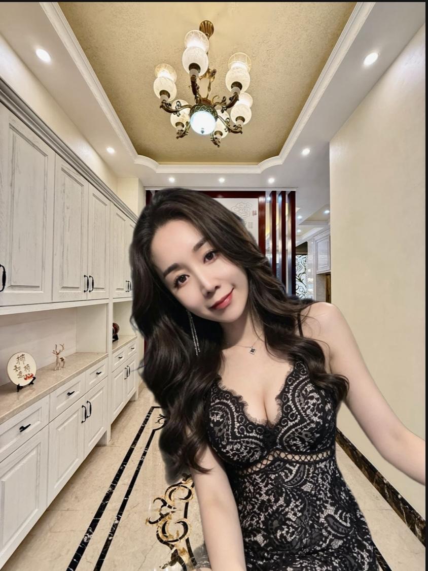 300W，再降300W！宝安九号公馆这套700平英式别墅，业主终于不想等了，直接