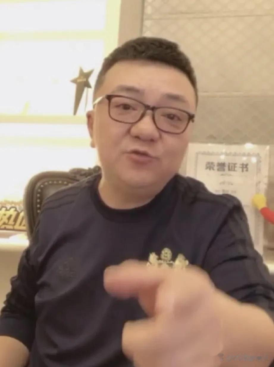 董路恐怕大概率又要急眼了！2023届清华附中马约翰班足球队高考成绩出炉！13名球