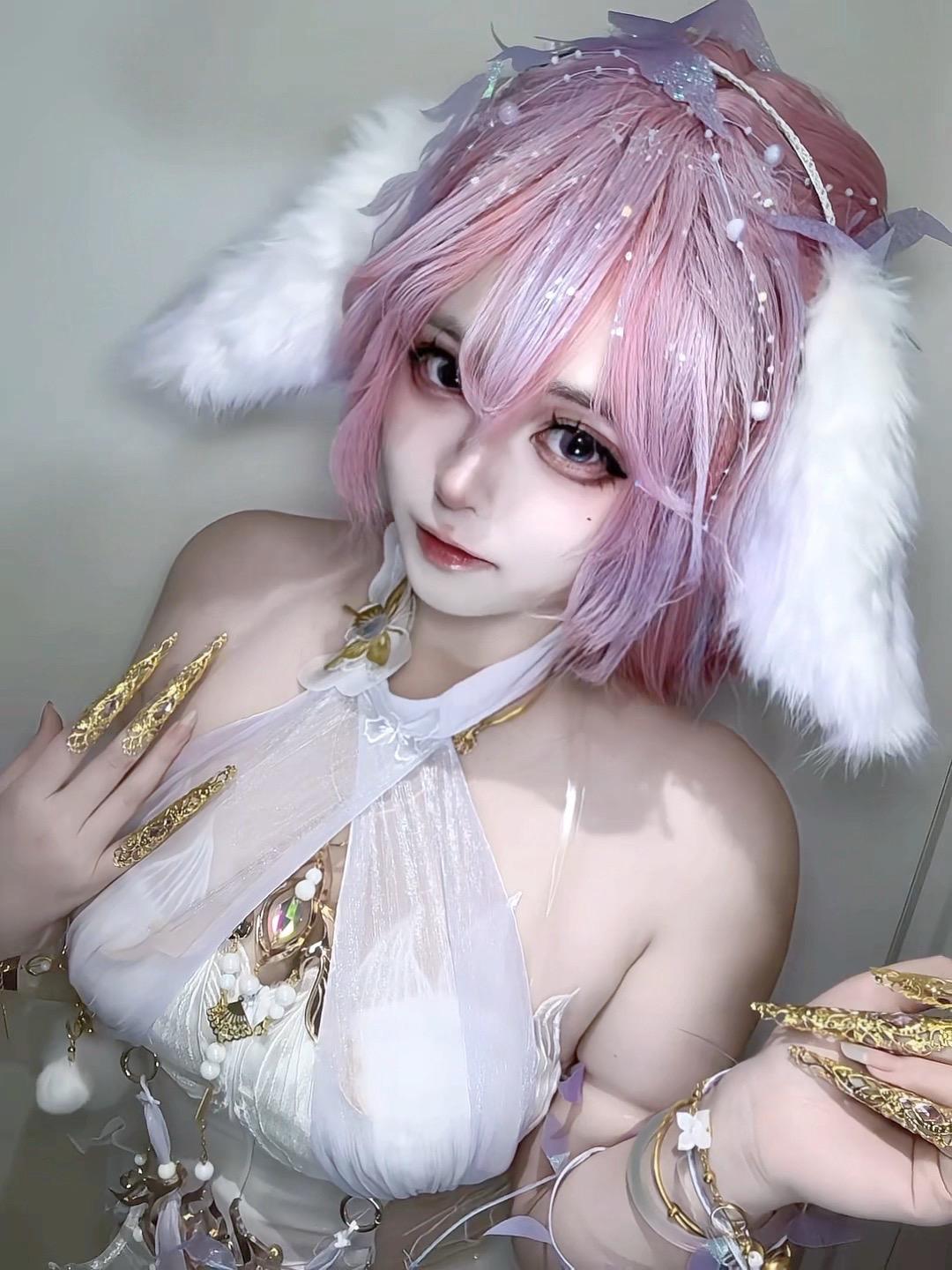 走开 一股小狐狸味