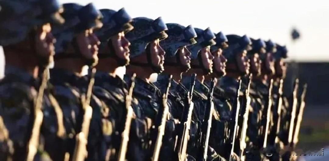 拳头硬，道理才硬！

戴旭大校直言：敌人都打到家门口了，还纠结什么第一枪？🔥 