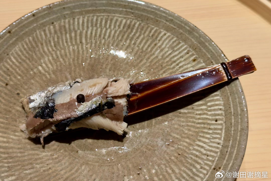 日本金牌店，三州屋温石，静冈县烧津。茶怀石名店，吃饭的环境异常安静，食物没有踩雷