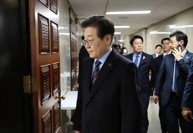 韩国外长说，韩方正积极推动李在明明年访华事宜。 ​​​