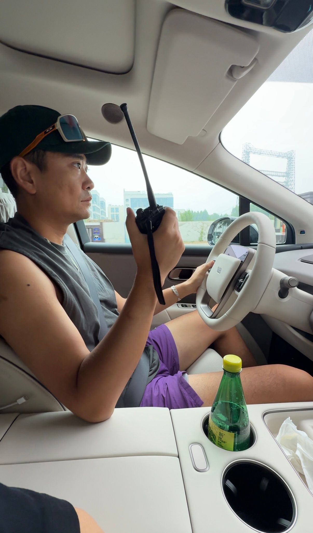 跟张总一车 出发韩总婚礼    假期这不就来了吗[喵喵] ​​​