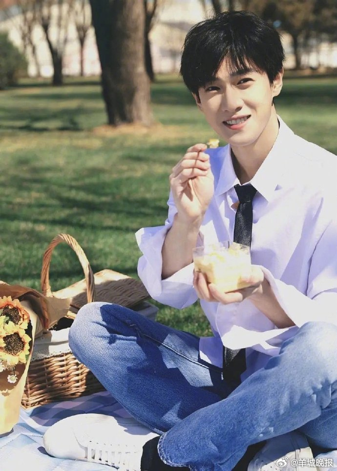 【你最喜欢哪位少年散发出来的少年感】总有人说，少年感是世间最难得的气质。它不是年