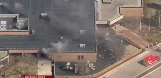 【密歇根州犹太学校遭恐怖袭击：不明身份者驾车冲撞犹太教堂，随后开枪射击 事件发生