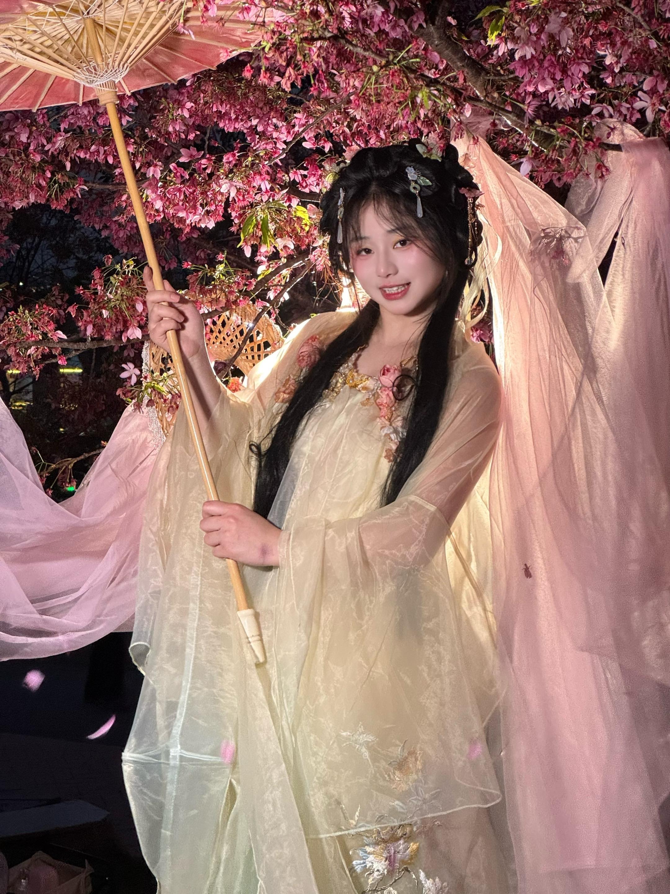 君为我折腰我亦为君倾倒