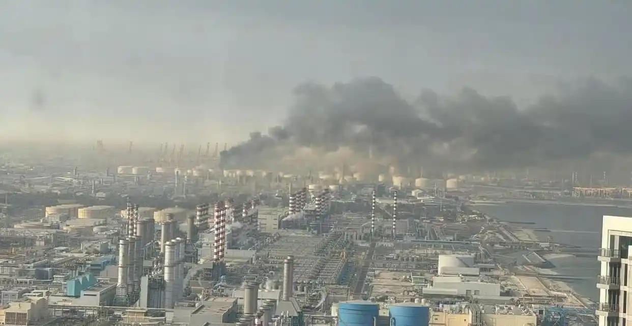 战场扩散了。双方都打红眼了，除了以色列，中东的沙特、阿联酋、卡塔尔、巴林、科威特