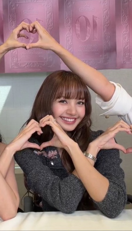 我姐姐就是顶美呀泰国疑似偶遇Lisa