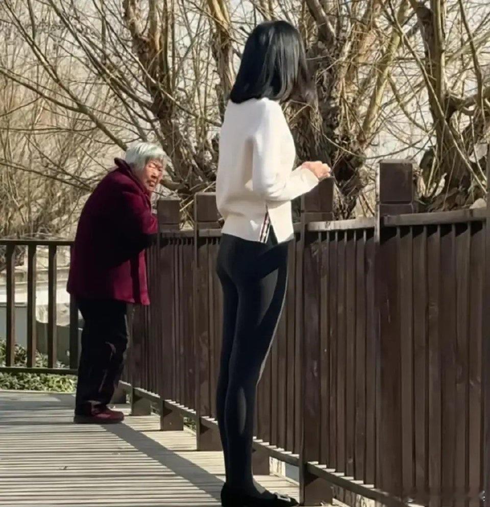 看到这一幕，你们想到了什么？ 