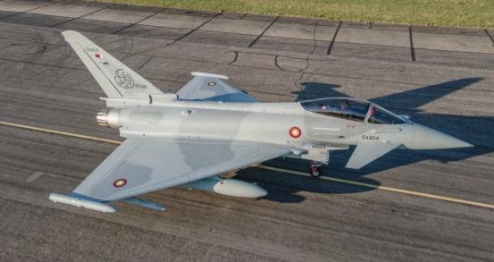 “头顶一块布，全球他最富”，这话说的就是一票被戏称为“土豪国”的中东产油大国。在