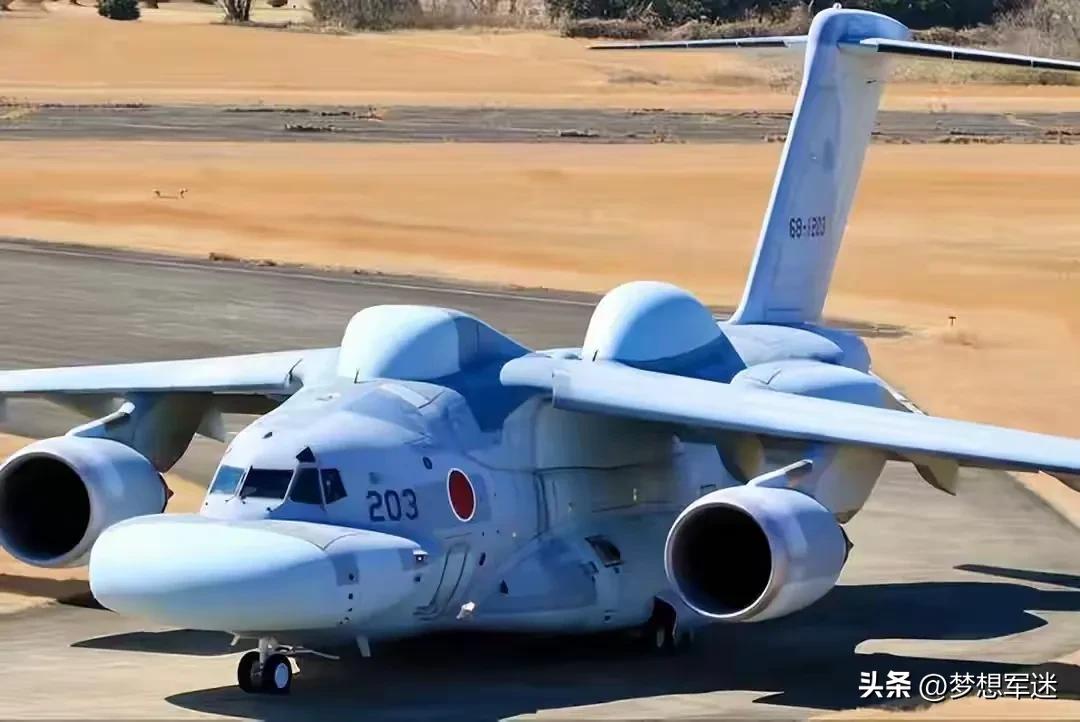 日本EC-2电子战机首飞：这“浑身鼓包”的丑家伙，背后野心不小！

最近，日本航