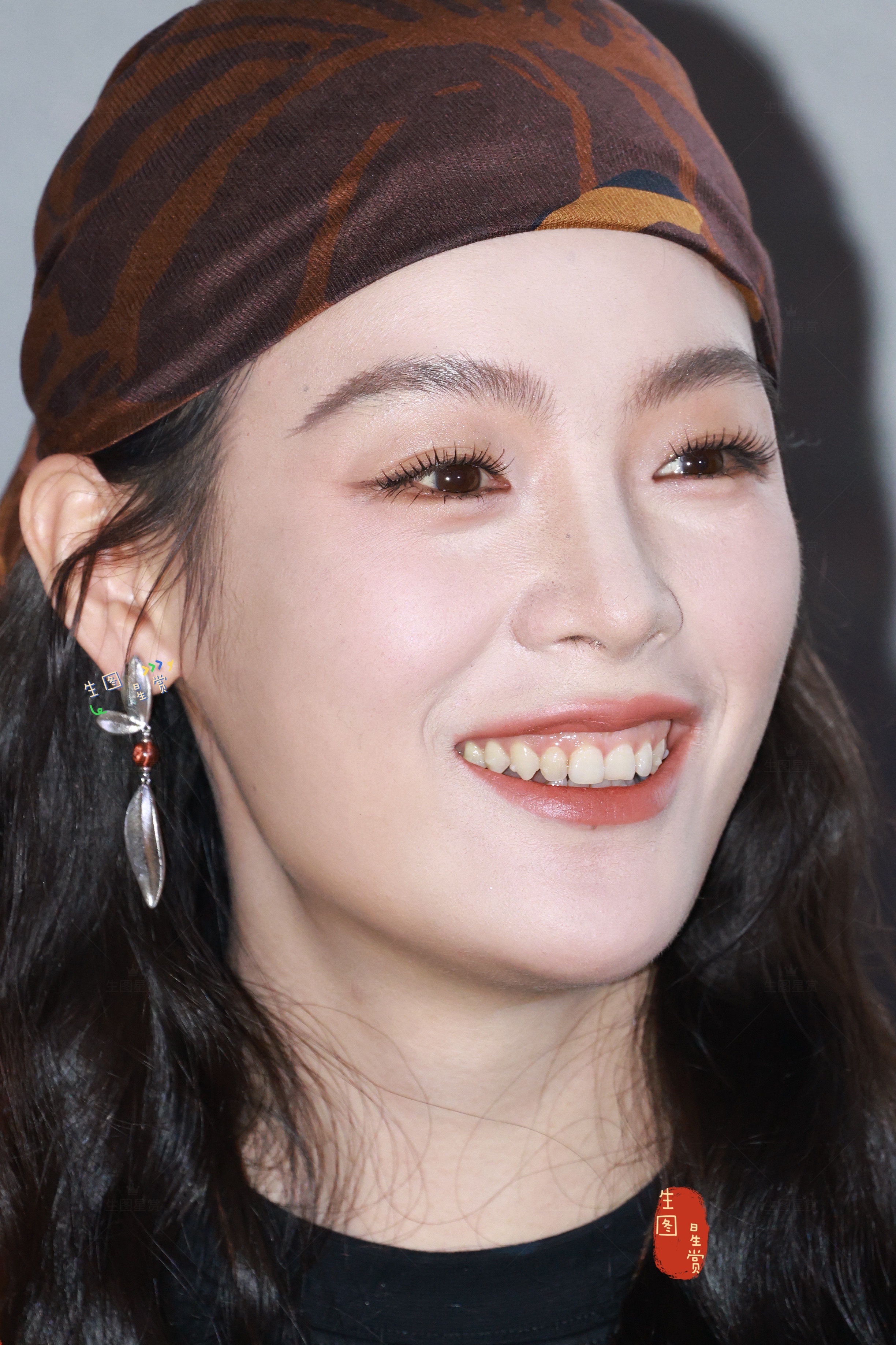 陈丽君镖人深圳路演怼脸拍美的毫无瑕疵陈丽君阿育娅这才是大女主陈丽君阿育娅