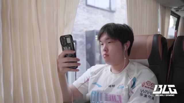 Bin粉丝为Bin求的签：工作不顺，小人作梗，业障所致，忏悔消业Bin粉丝分享在