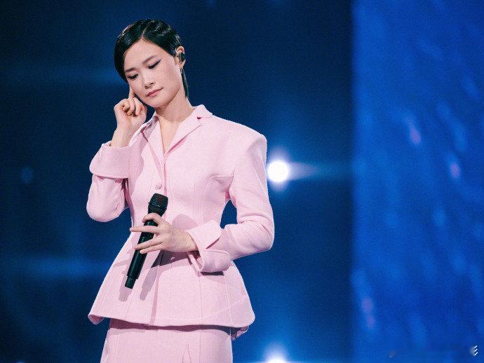 #时笙音乐节官宣##时笙音乐节#时笙音乐节阵容震撼来袭！李宇春强势加盟，后弦也在