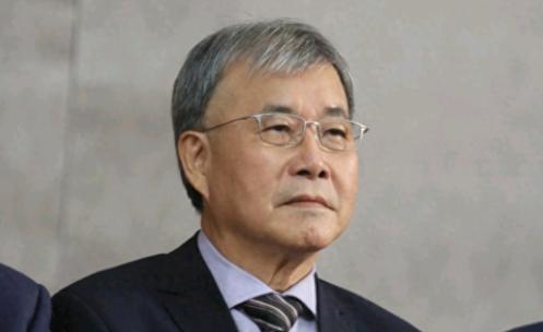 在被我们纳入“台独”顽固分子名单之后，郑英耀出来回应了，态度格外嚣张！1月12日