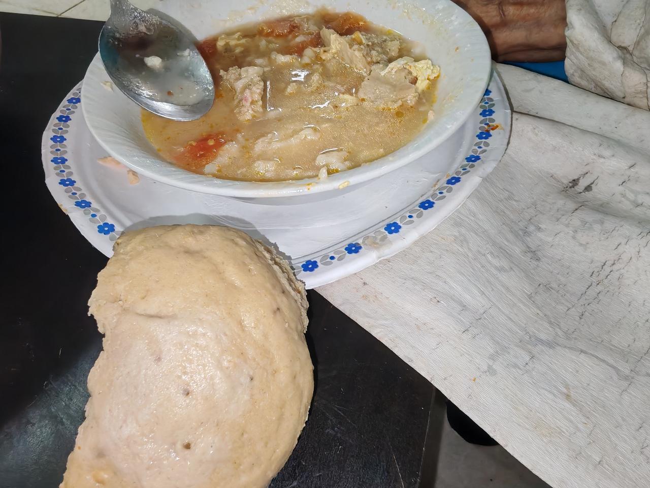 用过的那些纸盘子，老伴不让扔，他想干什么呀？

前两天，和儿子一家在一起吃烧烤，