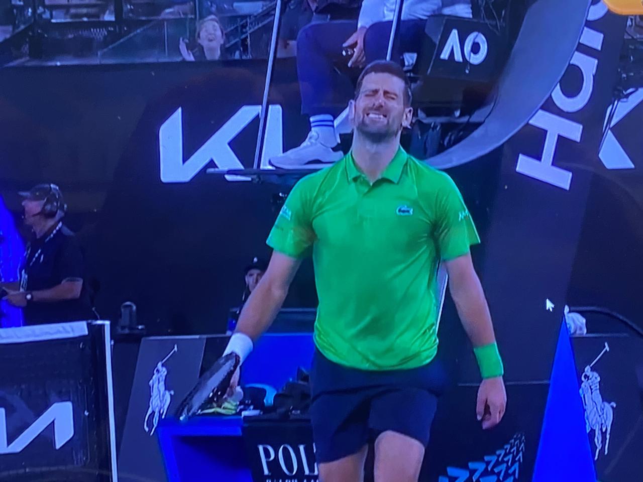 网球有約｜德约科维奇斩获大满贯第400胜☝️
澳网2026 男单第三轮，十冠王德