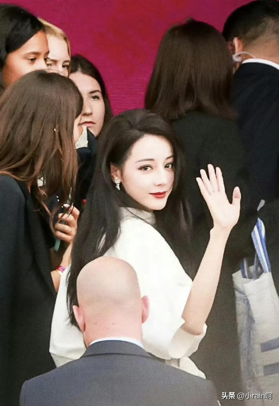 天哪！迪丽热巴本人还没露面。按照她的性格，如果自己没事，是肯定会及时露面说明的，