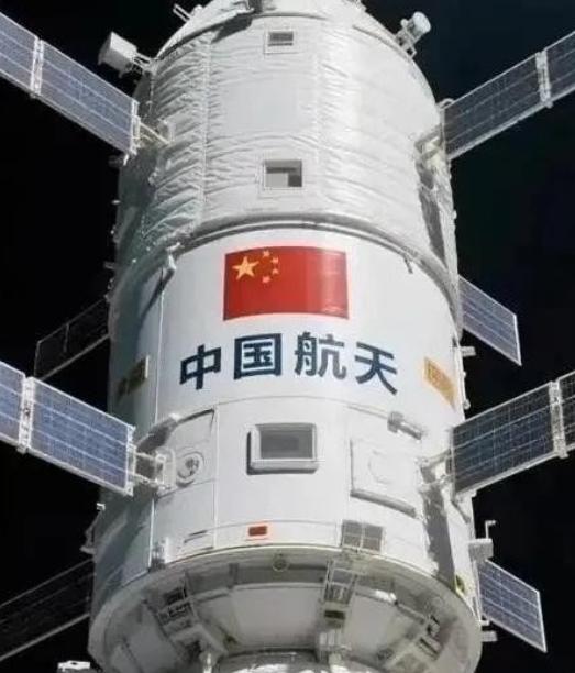 419吨对66吨，16个国家对1个国家，2000亿美元对不到100亿美元。光看这