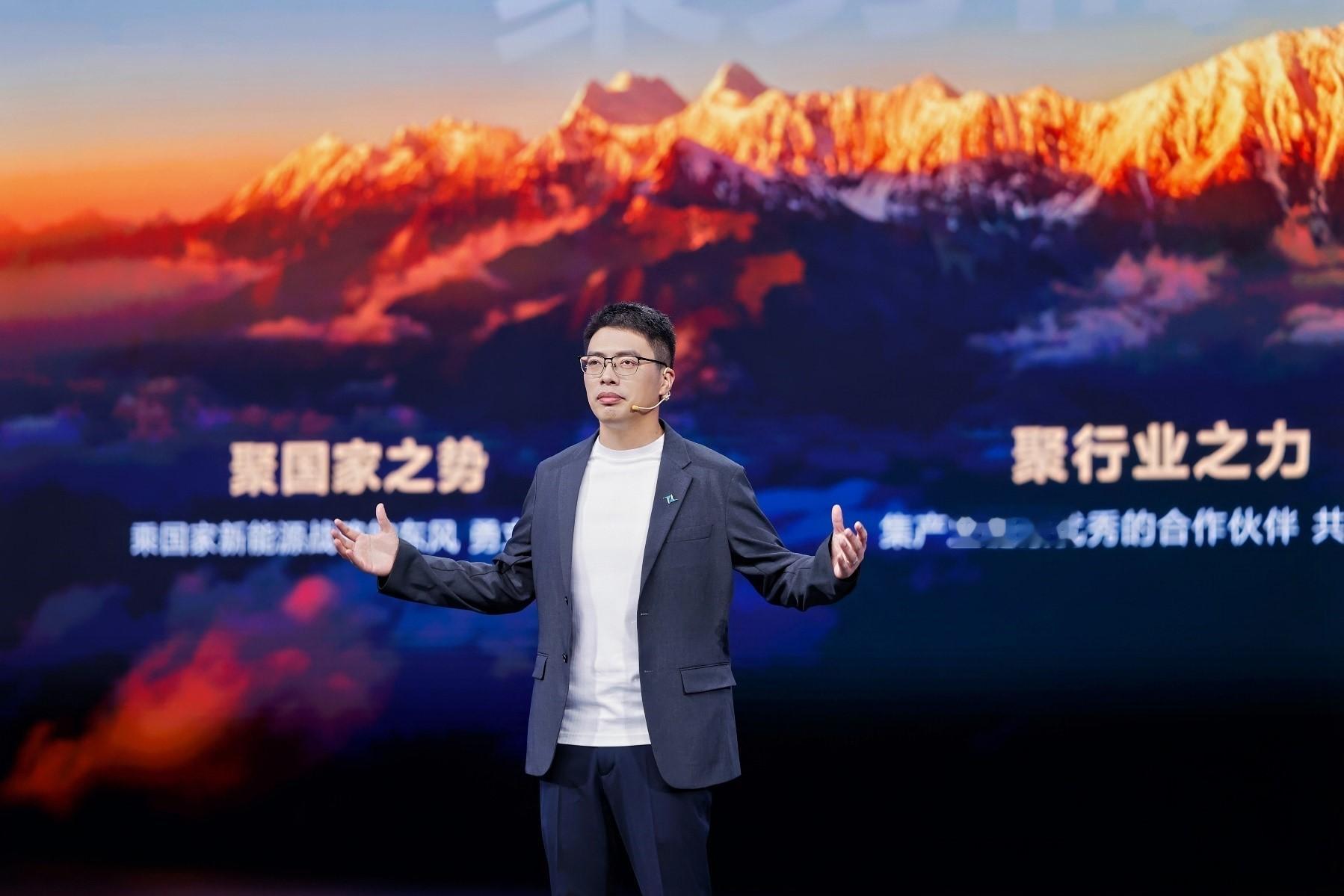 东风奕派发布会总结一下，重点是公司下阶段的发展战略“未来之翼”，有四个部分，第一