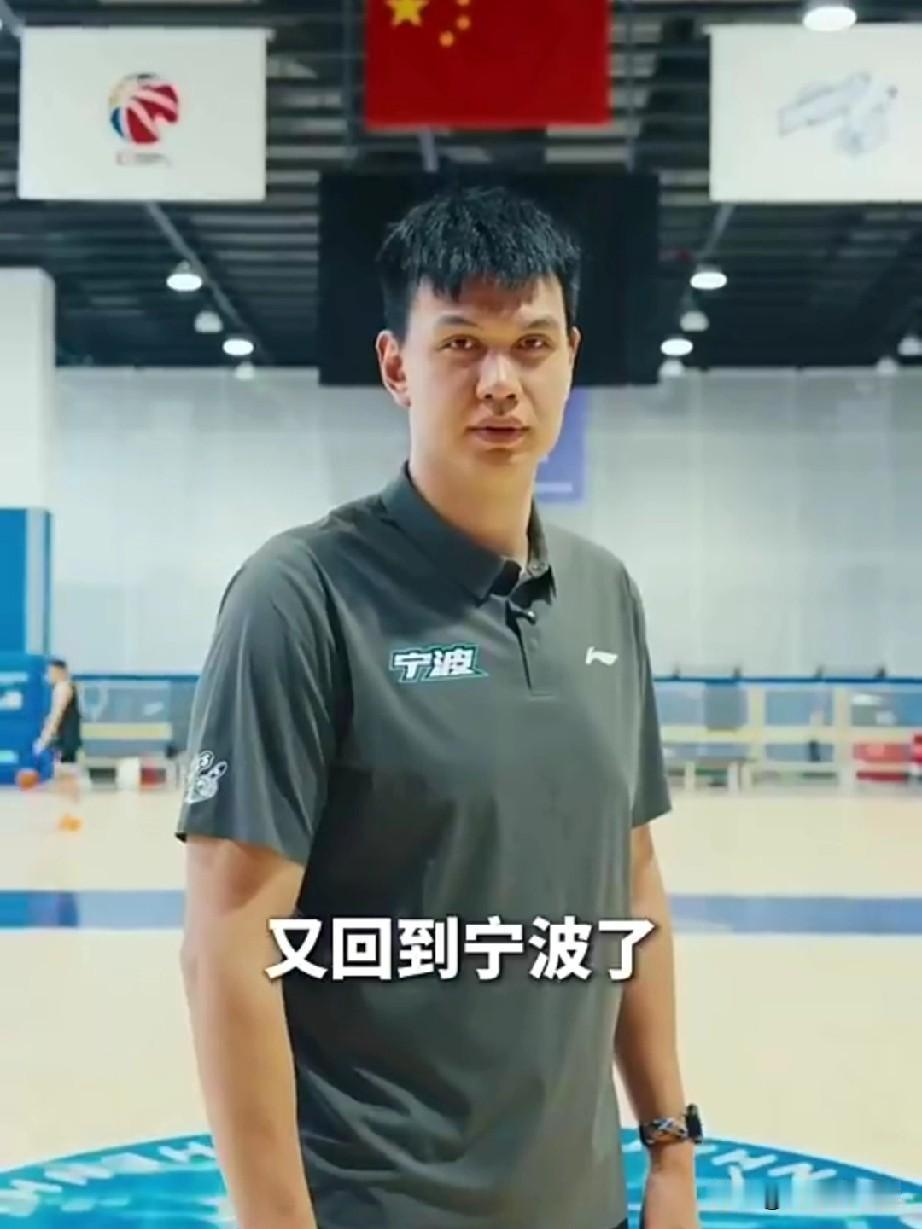 许钟豪回归CBA，要为CBA球员捏一把汗！

许钟豪新赛季将加盟宁波教练团队，带