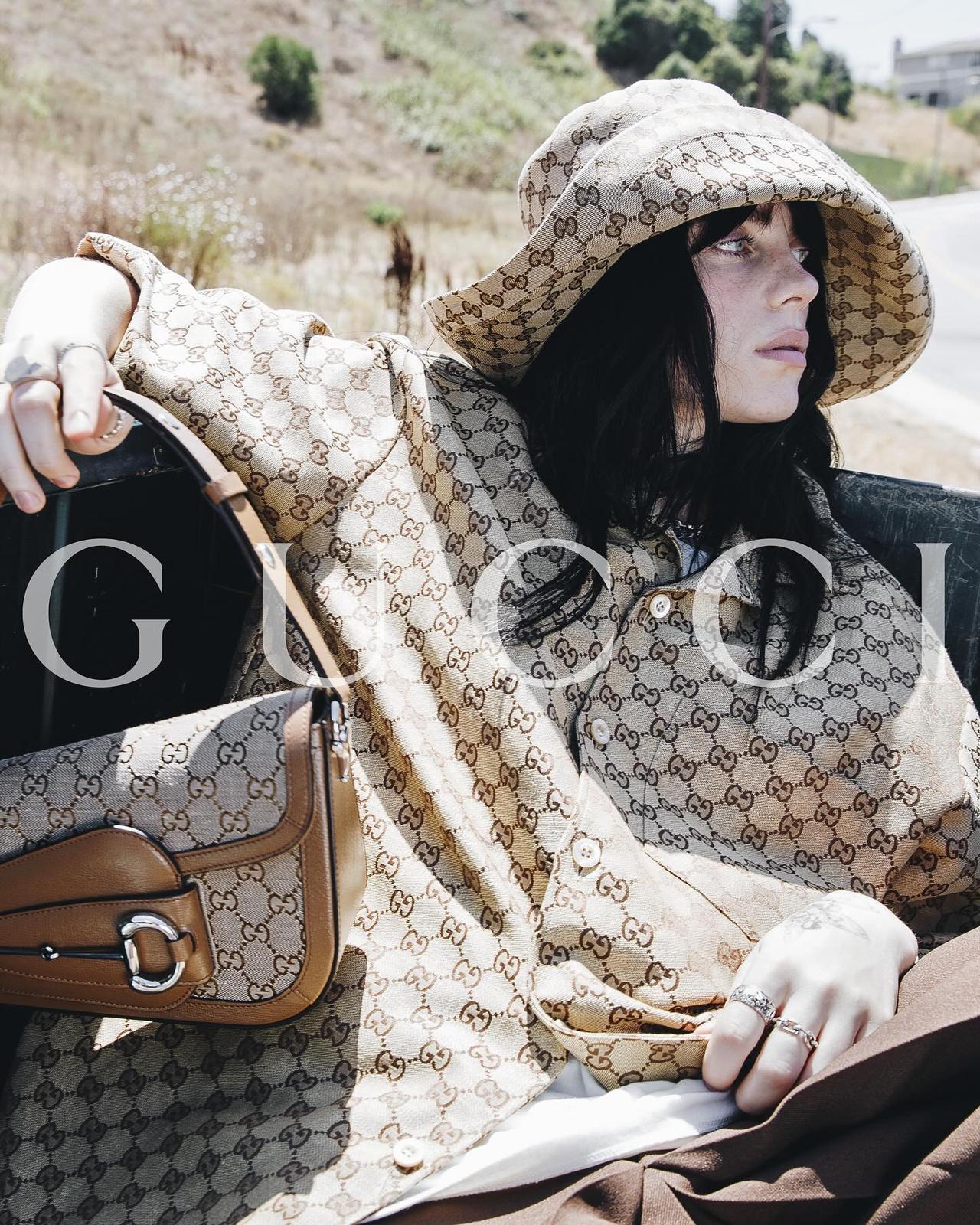 碧梨 Billie Eilish 出镜的古奇 GUCCI 时尚大片于今日发布，她