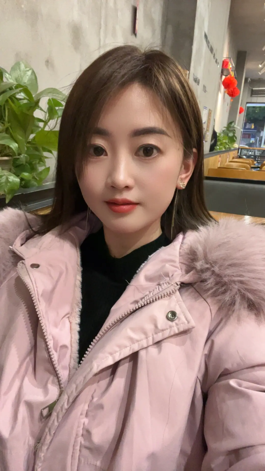 又一轮降温了，越来越冷，照顾好自己，生活其实和天气一样，有晴有阴，有风...