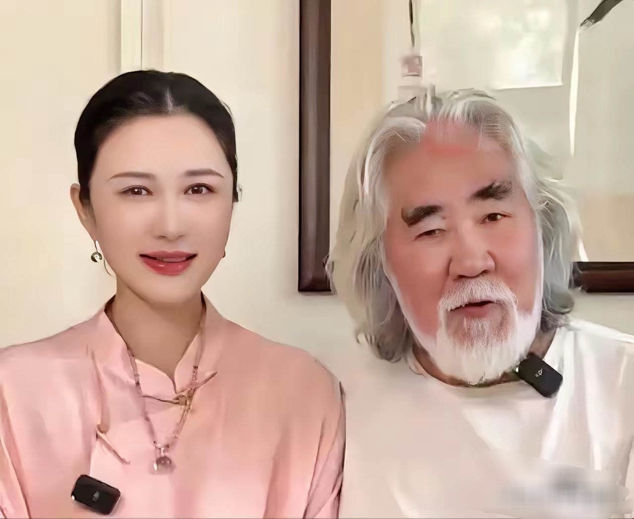 张纪中一家年龄！！1、张纪中：74岁；2、岳   父：70岁；3、岳   母：6