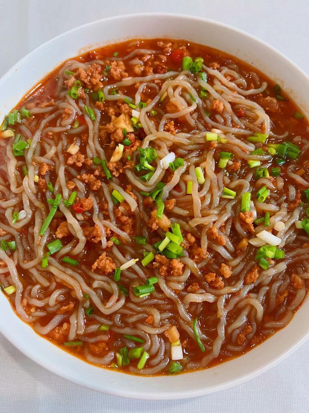 巨巨巨巨巨好吃的肉末粉条！直接炫三碗饭！