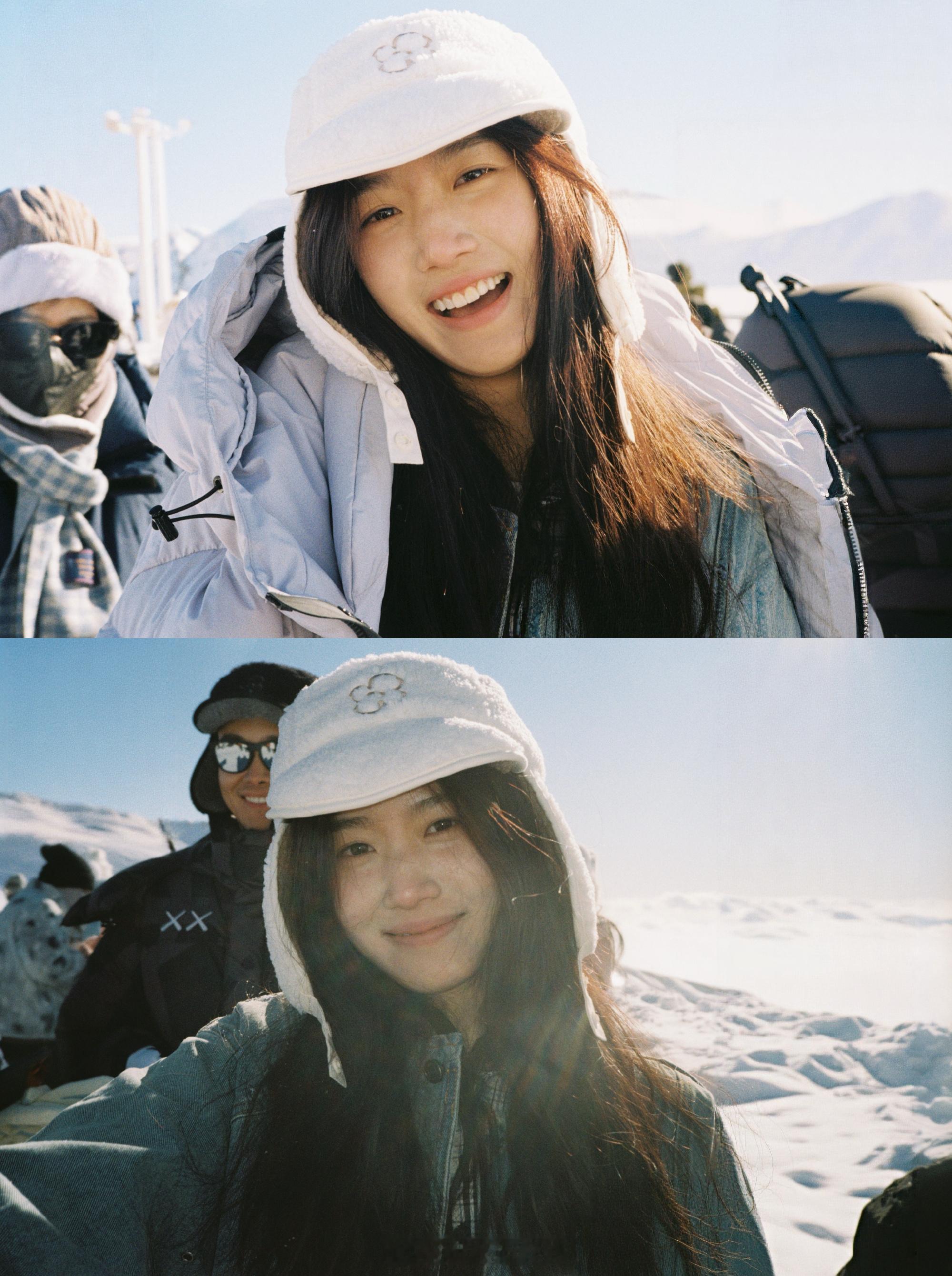 派酱安利 卢昱晓雪地素颜照雪里的也太灵了吧！❄️👀 眼睛里像藏了小星星，笑起来