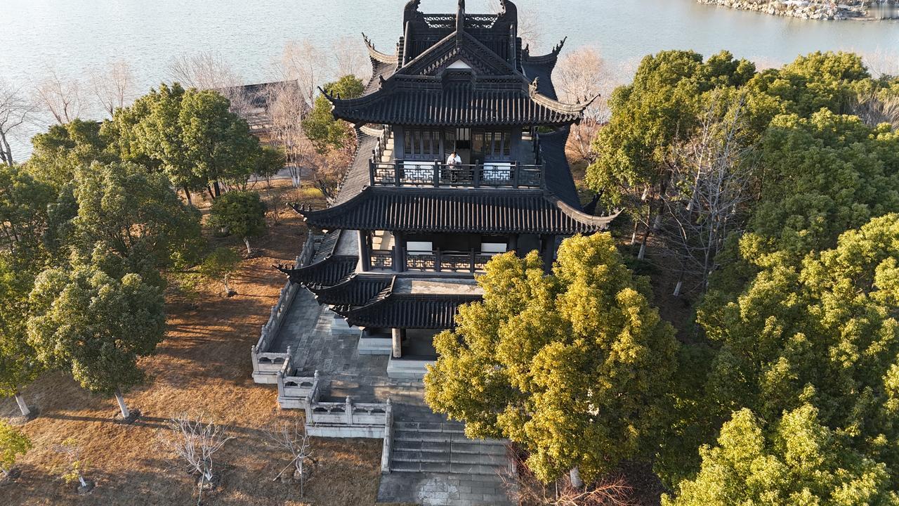 随手拍东湖此东湖非彼东湖，这是平湖市的东湖，所谓一城一景。每个城市都有它独特的魅