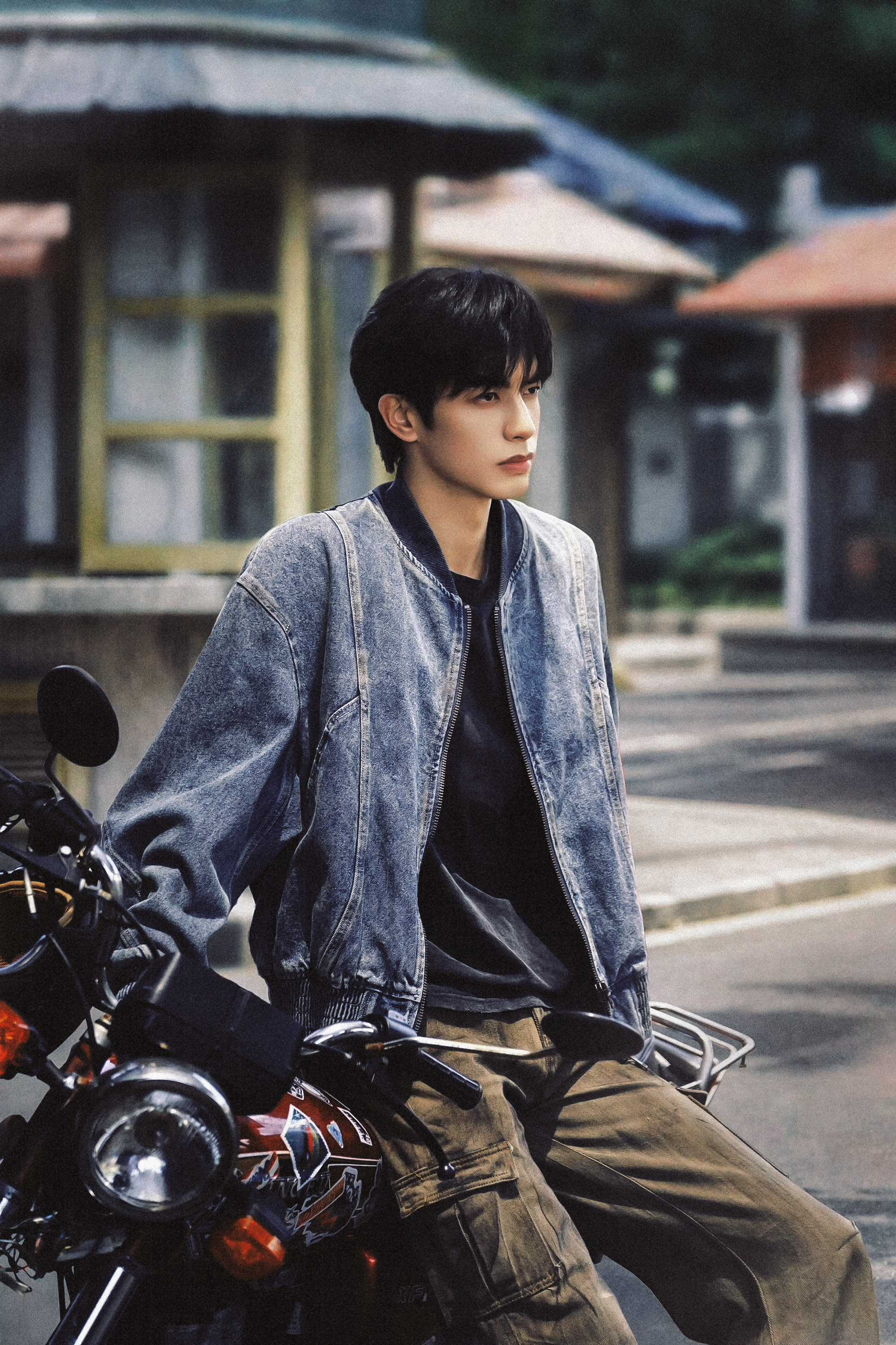 -陈异哥哥🏍️野狗骨头